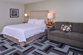 Hampton Inn & Suites Ames
