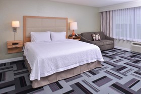 Hampton Inn & Suites Ames