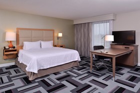 Hampton Inn & Suites Ames