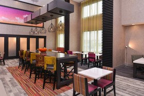 Hampton Inn & Suites Ames