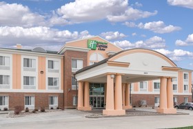 Holiday Inn Express & Suites Ames