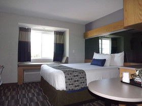 Microtel Inn & Suites by Wyndham Ames