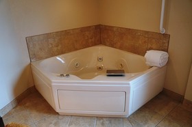 AmericInn by Wyndham Anamosa