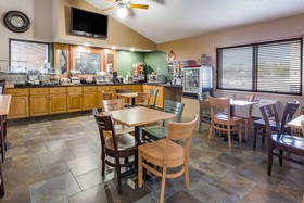 AmericInn by Wyndham Ankeny/Des Moines