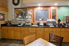 AmericInn by Wyndham Ankeny/Des Moines