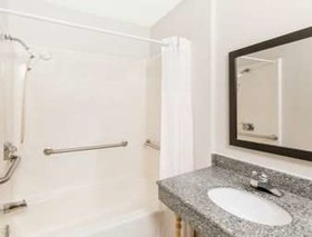 Days Inn by Wyndham Ankeny - Des Moines