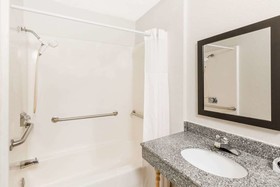 Days Inn by Wyndham Ankeny - Des Moines