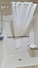 Boulders Inn & Suites - Atlantic