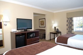 Boulders Inn & Suites - Atlantic