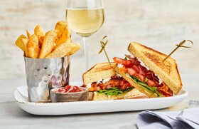 Courtyard by Marriott Bettendor