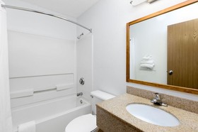 Super 8 by Wyndham Boone