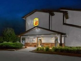 Super 8 by Wyndham Boone