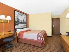 Super 8 by Wyndham Boone