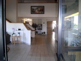 Pleasant Stay Inn & Suites Brooklyn