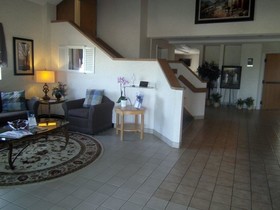 Pleasant Stay Inn & Suites Brooklyn