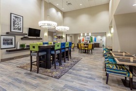 Hampton Inn & Suites Burlington
