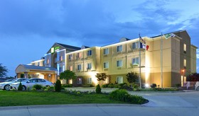 Holiday Inn Express & Suites Burlington