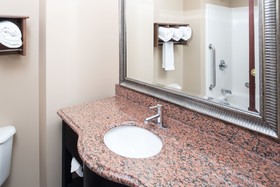 Holiday Inn Express & Suites Burlington