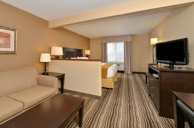 Holiday Inn Express & Suites Burlington