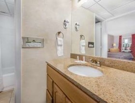 Howard Johnson by Wyndham Burlington