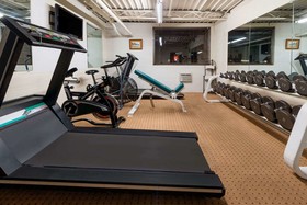 Howard Johnson by Wyndham Burlington