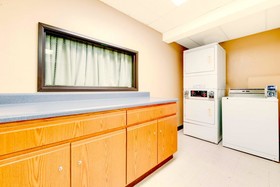 Super 8 by Wyndham Burlington