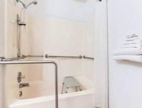 Super 8 by Wyndham Burlington