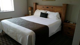 Burke Inn Motel & Suites