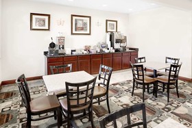 Days Inn by Wyndham Carroll