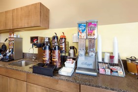 Super 8 by Wyndham Carroll