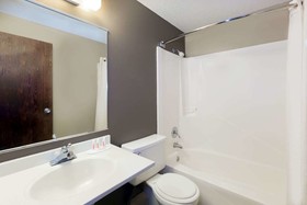 Super 8 by Wyndham Carroll