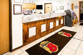 Super 8 by Wyndham Omaha Eppley Airport/Carter Lake