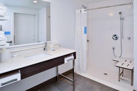 Hampton Inn Cedar Falls Downtown