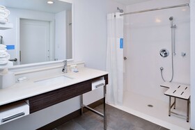 Hampton Inn Cedar Falls Downtown