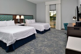 Hampton Inn Cedar Falls Downtown