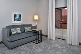 Hampton Inn Cedar Falls Downtown