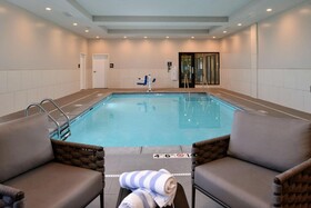 Hampton Inn Cedar Falls Downtown