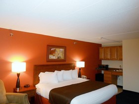AmericInn by Wyndham Cedar Rapids
