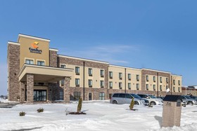 Comfort Inn & Suites Cedar Rapids CID Eastern Iowa Airport