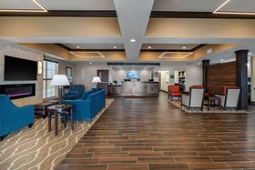 Comfort Inn & Suites Cedar Rapids CID Eastern Iowa Airport