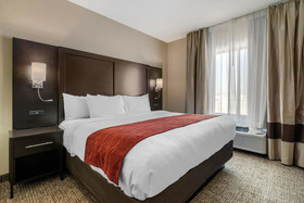 Comfort Inn & Suites Cedar Rapids CID Eastern Iowa Airport