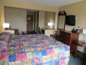 American Inn Cedar Rapids South