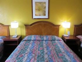 American Inn Cedar Rapids South