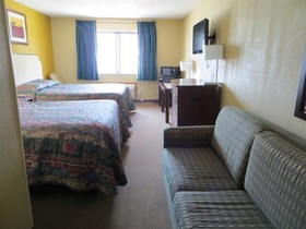 American Inn Cedar Rapids South