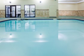 Holiday Inn Express Cedar Rapids (Collins Road)