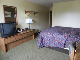 Super 8 by Wyndham Cedar Rapids