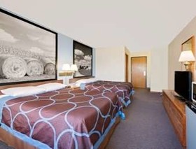 Super 8 by Wyndham Centerville