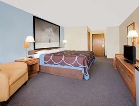 Super 8 by Wyndham Centerville