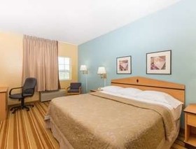 Super 8 by Wyndham Clarinda