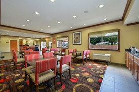 Comfort Inn & Suites Coralville - Iowa City Near Iowa River Landing